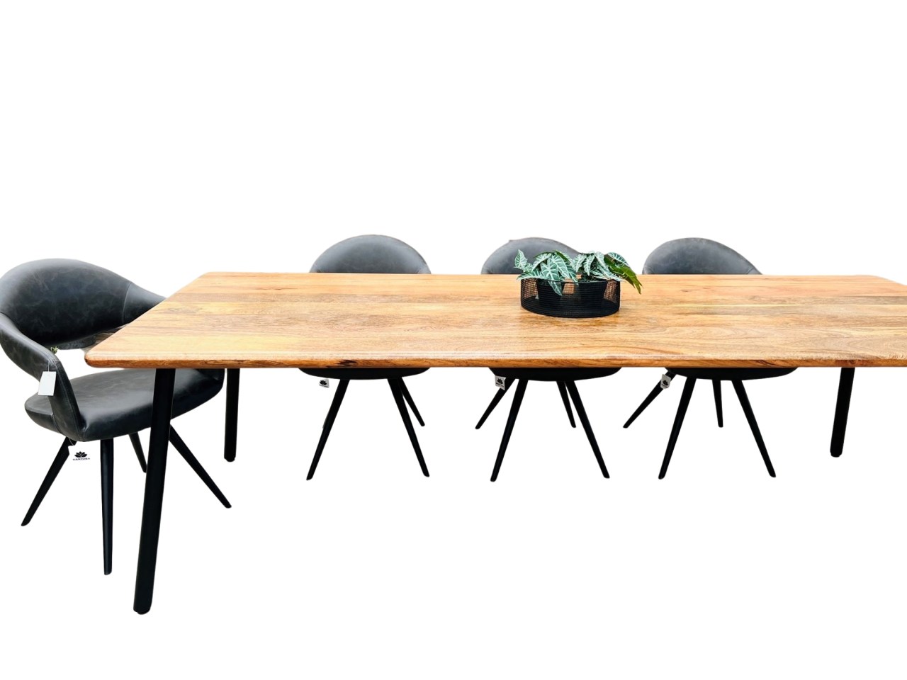 Mata_Dining_table_-1-removebg