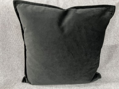 Pillow-Obsidian2